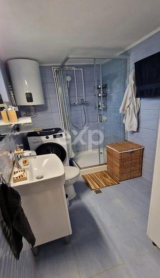 Casă la țară de vânzare – Buzoesti, Argeș | Ideală pentru locuit sau relaxare