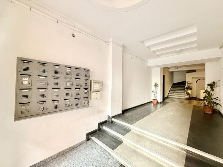 Calea Victoriei ap 2 camere cu terasa parter risc 1