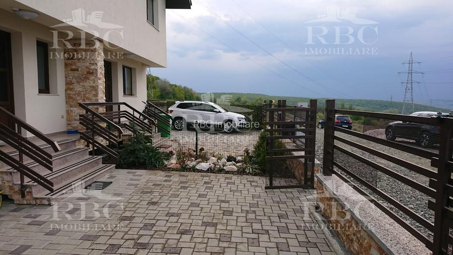 Duplex 5 camere cu 2 parcari in Europa - 3