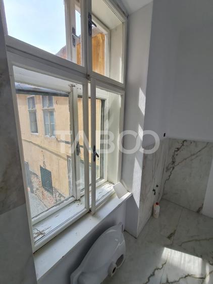 Spatiu comercial de inchiriat pe Lucian Blaga in centru Sebes