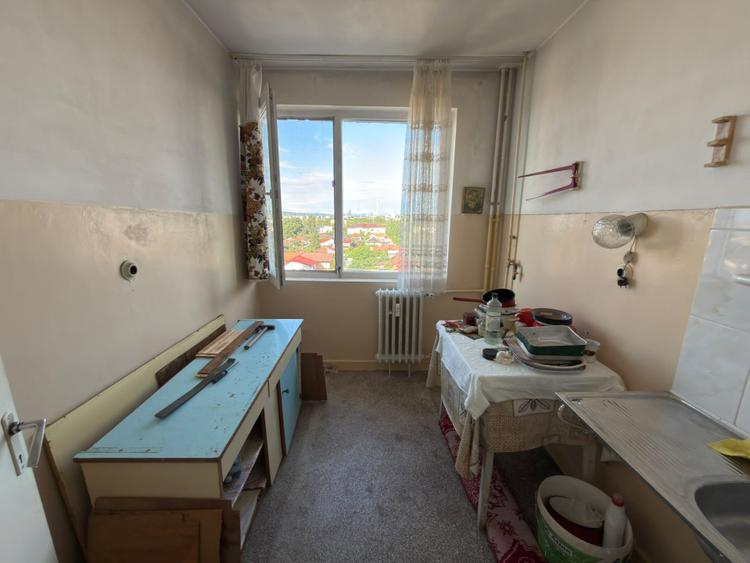 Apartament 3 camere, 54 mp, zona Andrei Muresanu