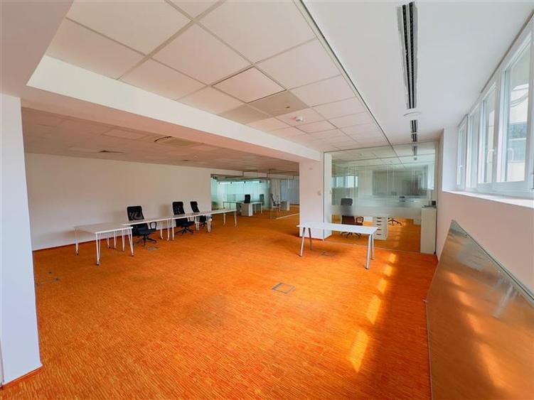 Spatiu de Birouri Clasa Superioara - Zona Dacia, Piata Romana
