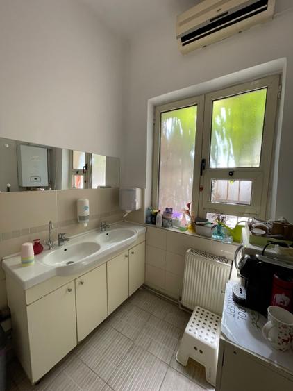 Spatiu comercial, Ultracentral