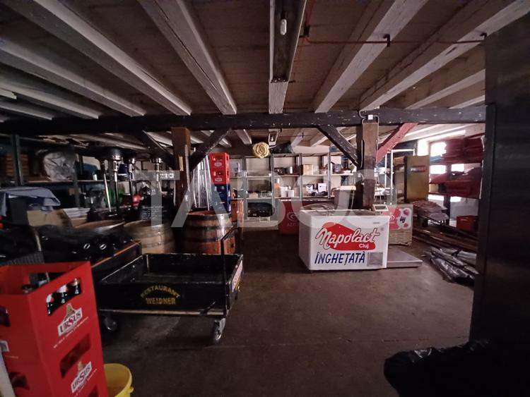 Piata Mare-Restaurant terasa si bar de inchiriat