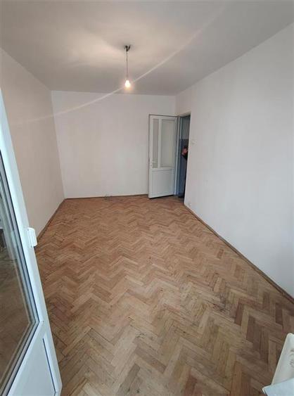 Apartament 3 camere zona Alexandru cel Bun - Minerva
