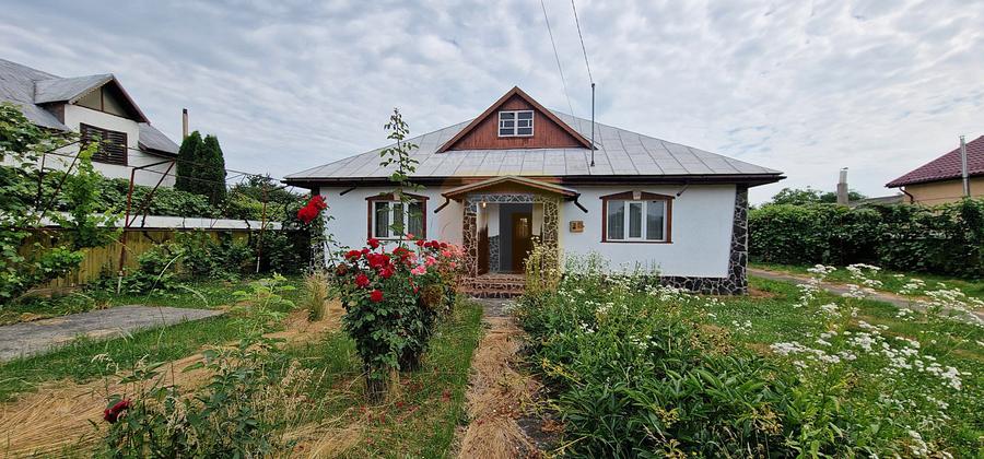 Casă cu 5 camere, teren 1.326 mp, Săvinești, Neamț