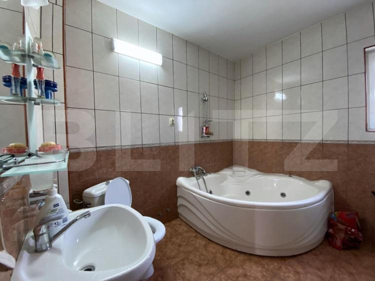 Proprietate speciala: Casa individuala 200 mp utili si 2550 mp teren, Oasului
