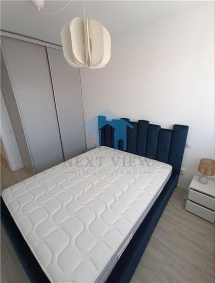 Apartament 3 camere, Horea