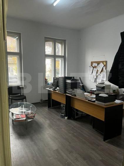 Casa individuală, 155 mp si 720 mp de teren, zona Stefan cel Mare
