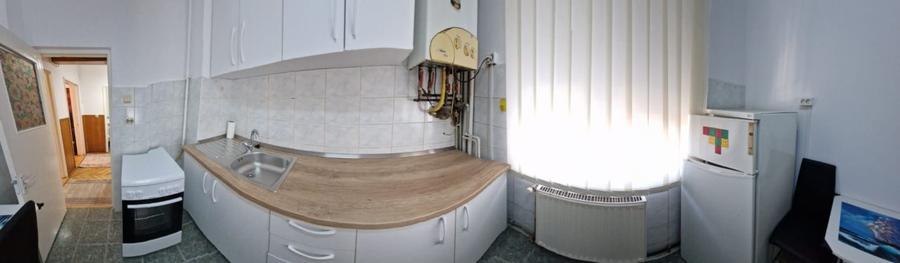 Apartament 3 camere de inchiriat Calea Sagului