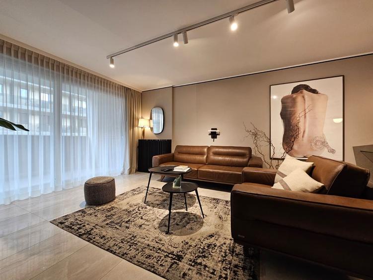 Apartament 2 camere, etaj 4 din 6, ultrafinisat, zona Iulius Mall