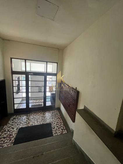 Apartament 3 camere lângă Cișmigiu – potențial investițional