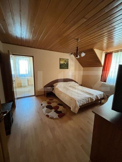 Casa cu destinatii multiple, 8900 mp teren, Vatra Moldovitei