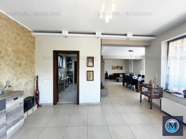 Vila cu 6 camere de vanzare, zona Cantacuzino, 217 mp #16525