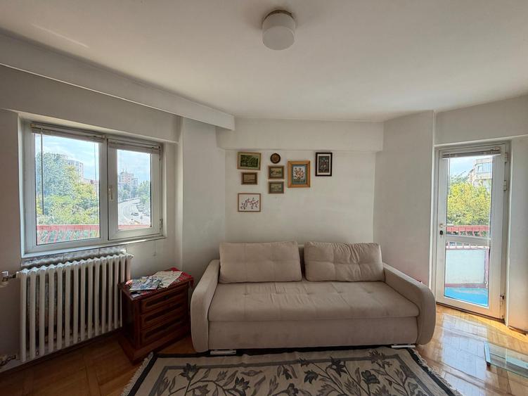 DIRECT PROPRIETAR, Inel I, str. Soveja, orientare SV, bloc 1985