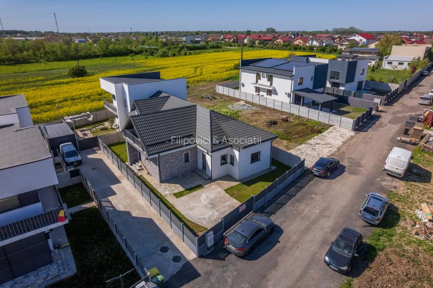 DOMNESTI - INTRAREA FOISORULUI, VILA 245 MP TOTAL, LOT 357 MP! - 29