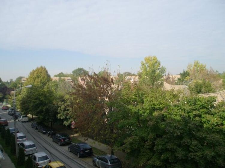 HERASTRAU SOSEAUA NORDULUI APARTAMENT 3 CAMERE MODERN LOC PARCARE
