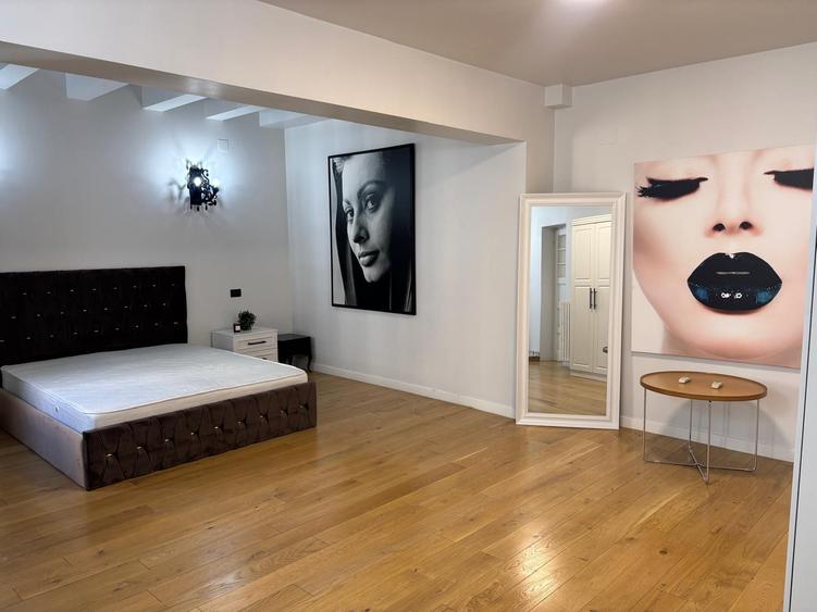 DOROBANTI,pe CAPITALE,duplex superb in locatie exceptionala,renovat,garaj,180mp