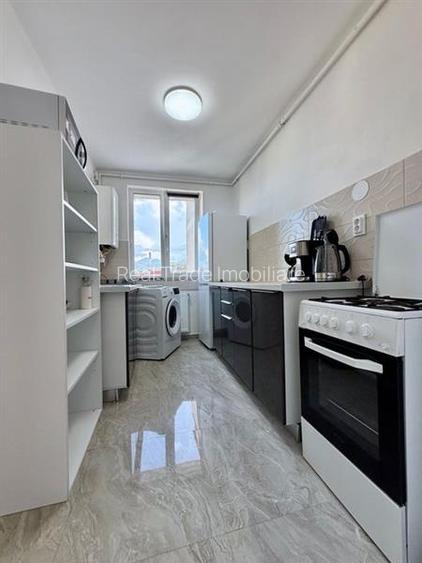 Apartament  2 camere renovat, zona Vlahuta - 4