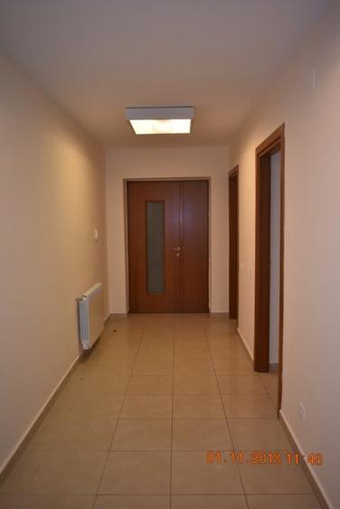 Apartament 5 camere pretabil birouri/locuit