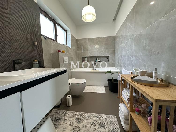 Duplex | Partial Mobilat | Toate utilitatile | Asfalt | Sacalaz |