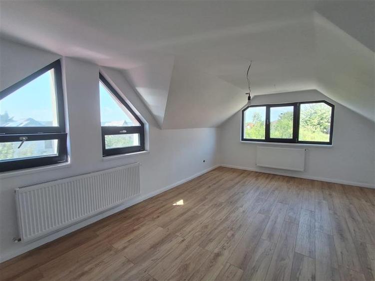 Vila  de vanzare  Popas Pacurari