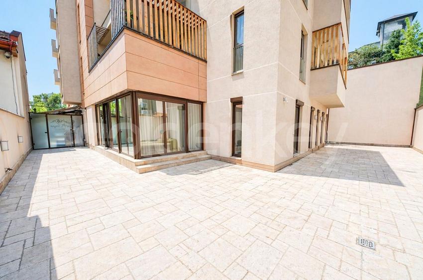 Apartament spatios cu 4 camere | 100mp terasa