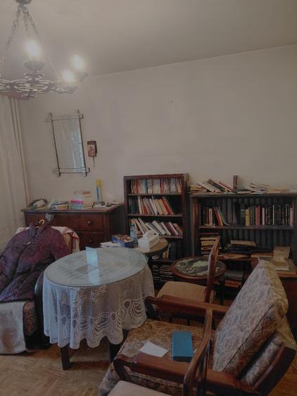 Vanzare ap. 3 cam. et.2/8, bl.1991, anvelopat , bd. Decebal - Metrou Muncii