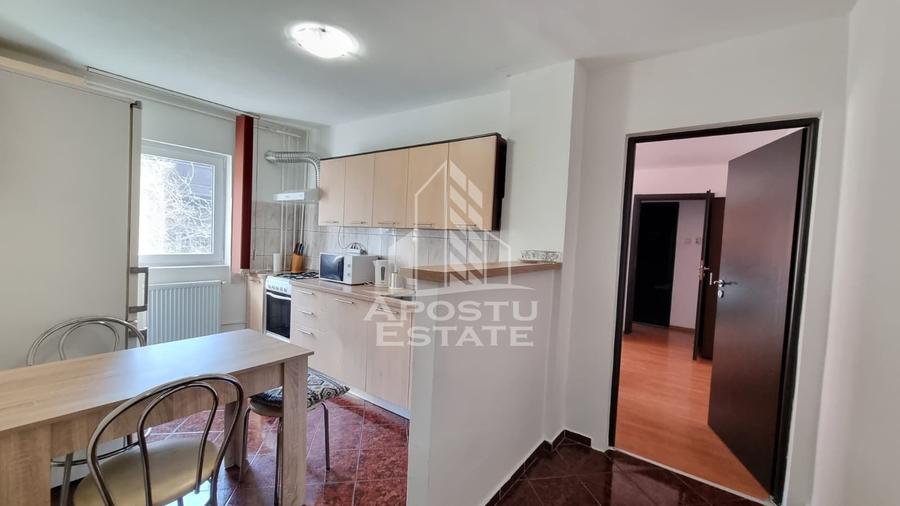 Apartament 2 camere, centrala proprie, etaj intermediar, Lipovei