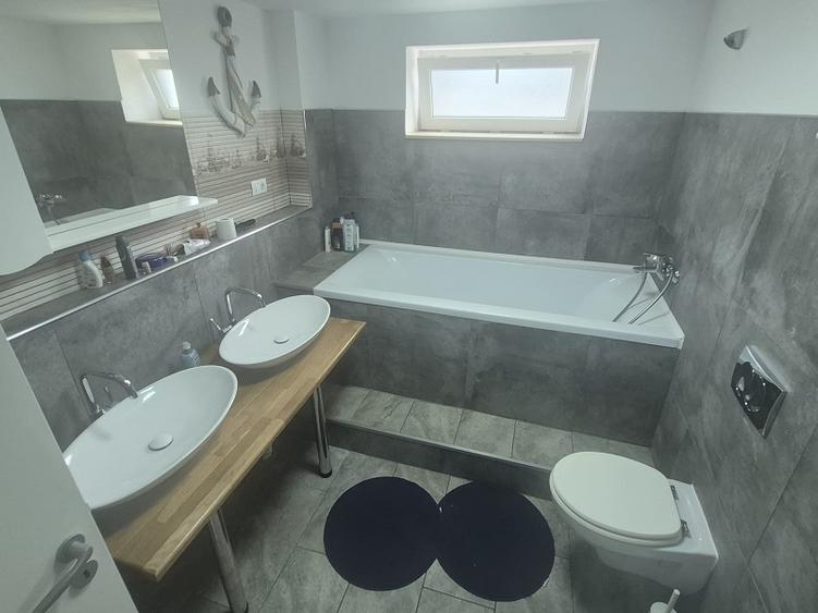 Apartament cu 4 camere 115 mp zona Pepinierii - Cug