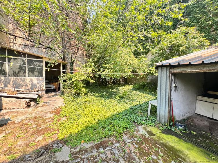 CASA Ultracentrala PIATA ROMANA – Teren 300mp  INVESTITIE CU POTENTIAL - 3