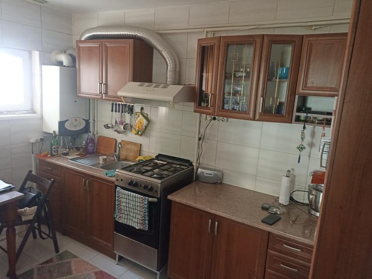 Apartament 2 camere renovat vedere la soare