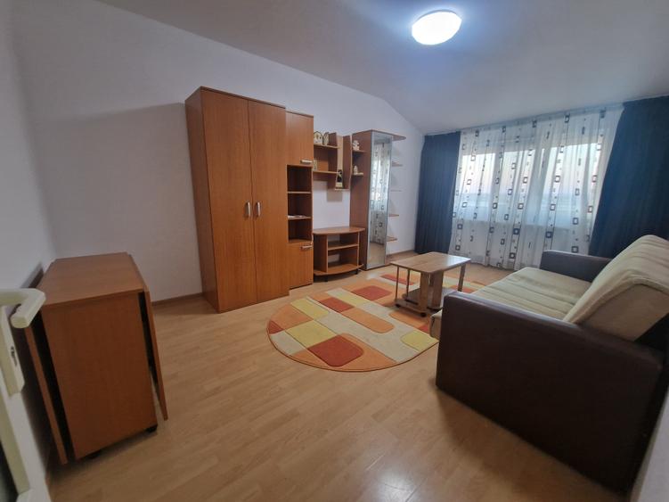 Navodari (Sud)- 2 camere decomandate 54mp, mobilat-utilat, 55.000euro