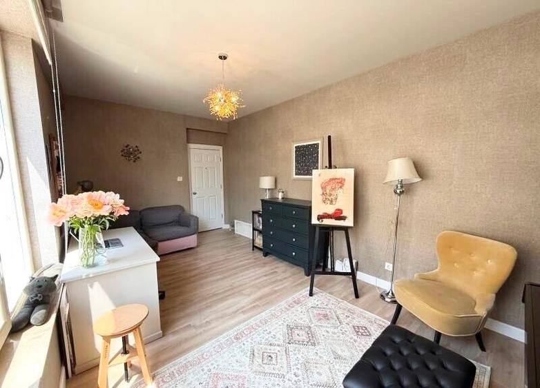 MODERN VILLA FOR RENT,  NEAR FOREST, WALKING DISTANCE TO BRITISH SCHOOL