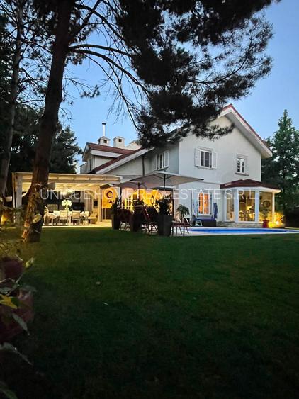 Iancu Nicolae: Eleganță și intimitate în Băneasa!Vilă cu gradina de  1.137 mp! - 3