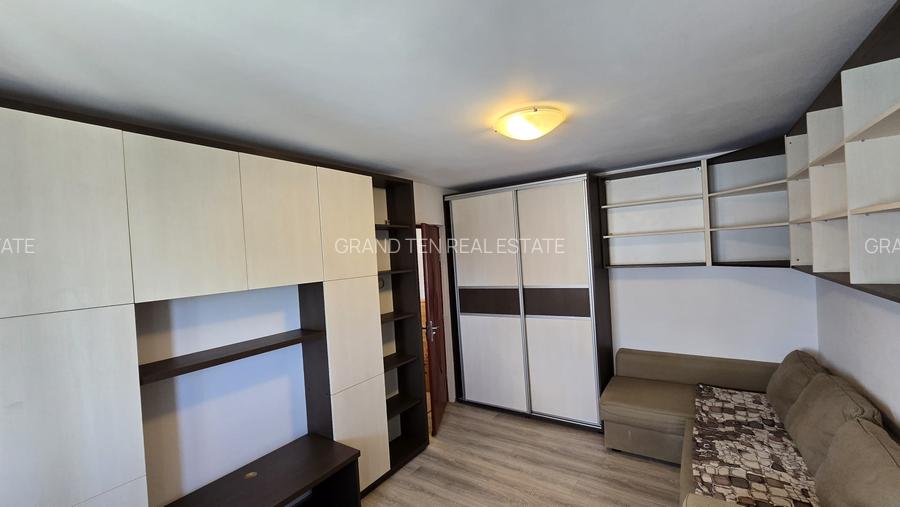 Vanzare apartament 2 camere decomandat, mobilat si utilat ,Strada Resita - 2