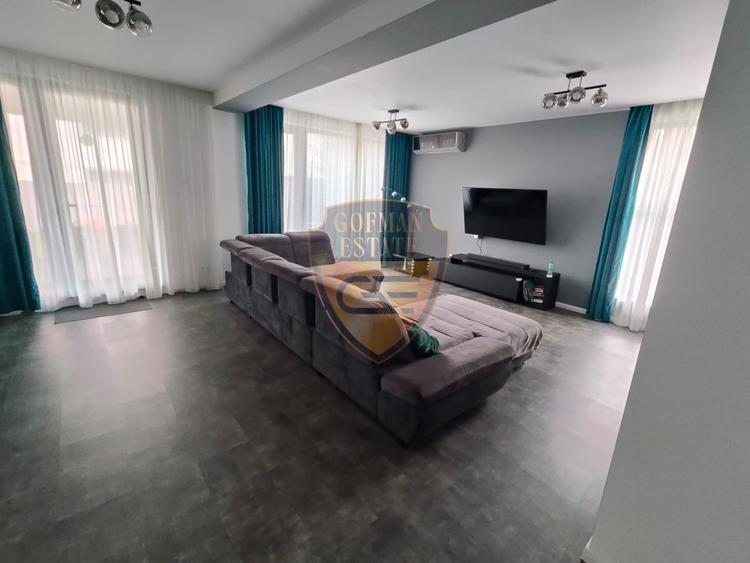 Vilă 5 camere 450mp și teren 500 mp Delfinariu Faleză Nord