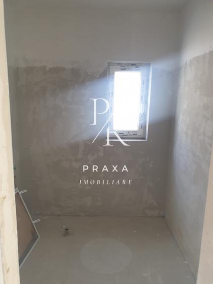 Casa tip duplex semifinisata, garaj, complex privat, zona strazii Stadionului