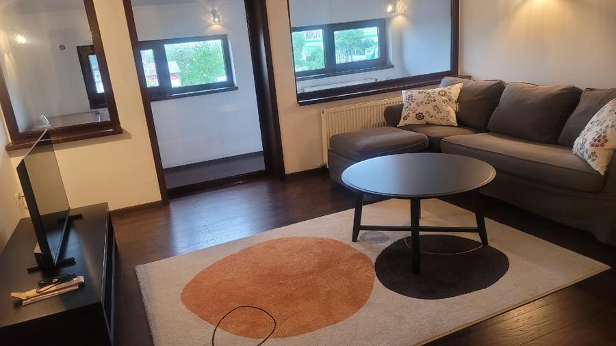 Inchiriere apartament 4 camere