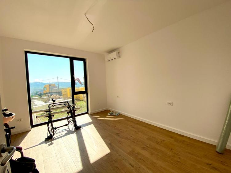 Apartament 3 camere cu gradina 93 mp, intabulat Capat Pacurari