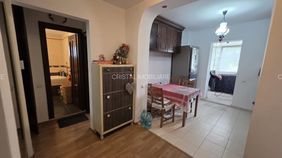 Apartament 2 camere de vânzare, Aviatiei, etaj 3/4, loc parcare inclus - 7