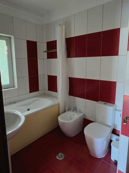 APARTAMENT 4 CAMERE ȘI VEDERE SPECTACULOASĂ CĂTRE LAC FLOREASCA