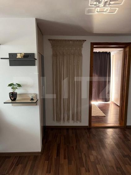 Imobil cu spatiu comercial si 4 apartamente, pe 417 mp teren, Gheorghieni