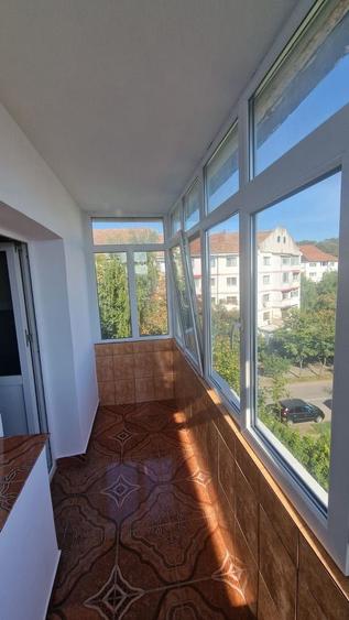 Apartament 2 camere zona Savenilor