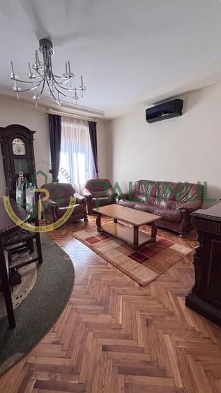 Apartament de închiriat la casa, zona centrala Sibiu, Bdul Victoriei, garaj