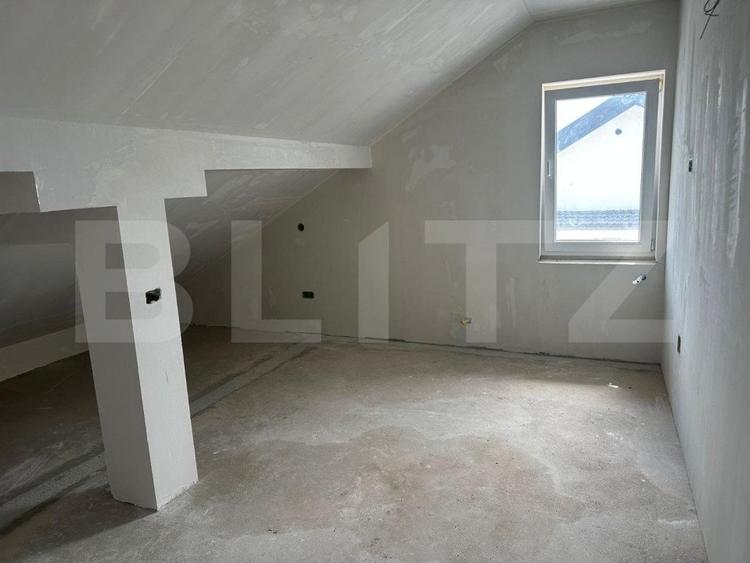 Apartament finisat 3 camere, 183 mp, bloc nou, zona Zamca