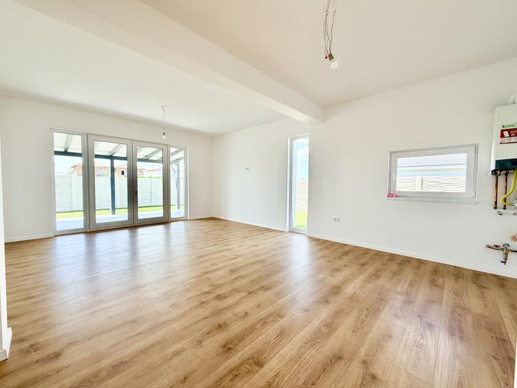 Duplex de exceptie cu 5 camere - zona premium - Mosnita Noua