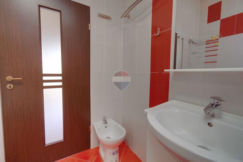 Apartament 2 camere de vanzare Floresti