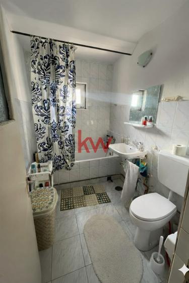 Apartament 3 camere decomandat in Nicolina, et 3 din 4