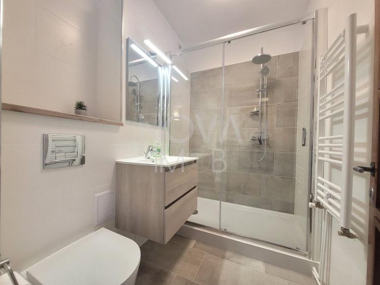 Apartament 3 camere,  Zona Centrala - Bulevardul Milea
